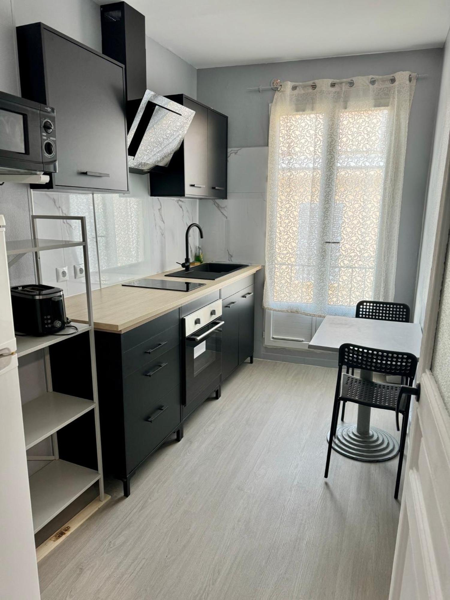 Appartement Le Saint-Charles Marseilles Exterior foto